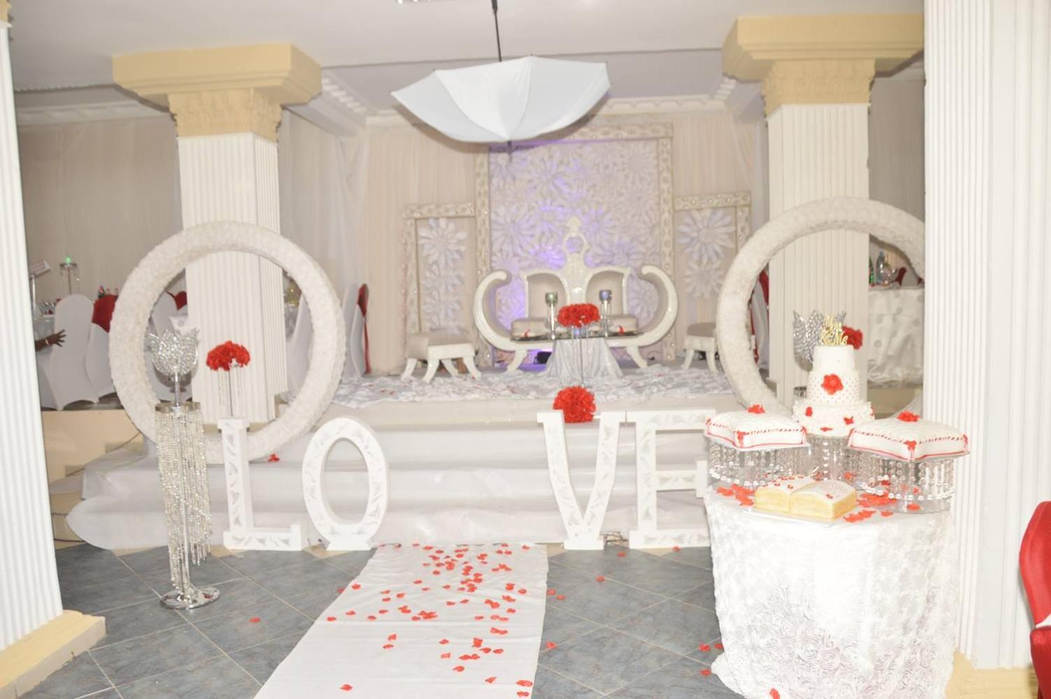 דואלה Hotel Vallee Des Princes מראה חיצוני תמונה
